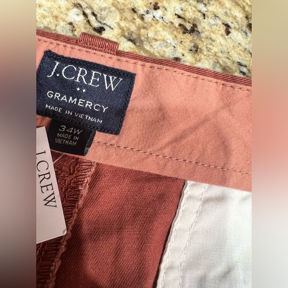 J. Crew Gramercy Shorts in Old Red 34W - Picture 3 of 7